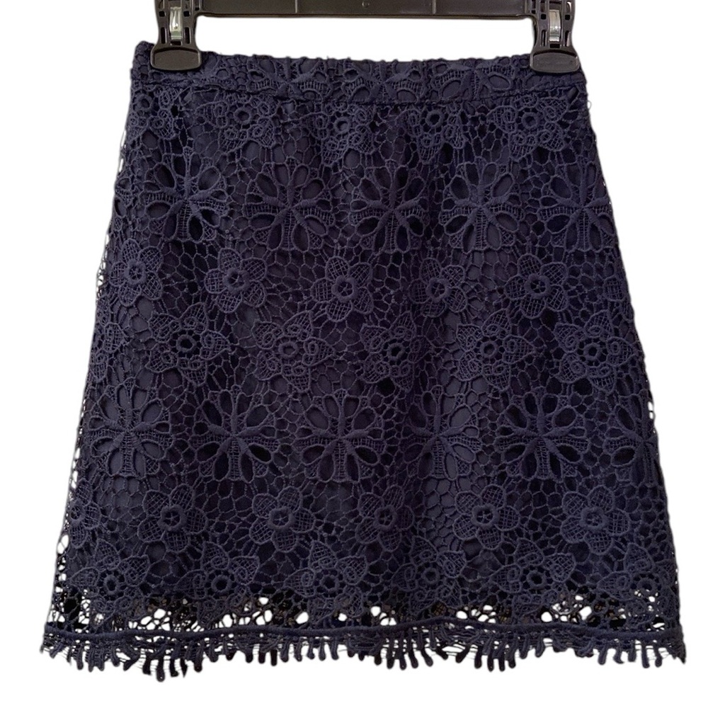 Hollister Crocheted Lace Mini Skirt Navy back Zip Lined WM SZ 0 Beautiful